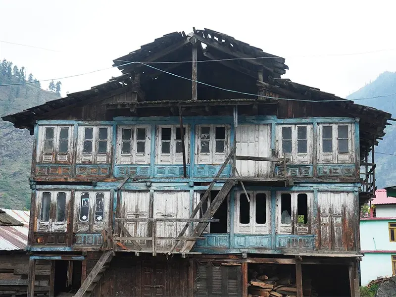 Pulga Village 